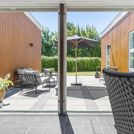 Dom wakacyjny Gorgeous In Sydals With Sauna Skovbyballe